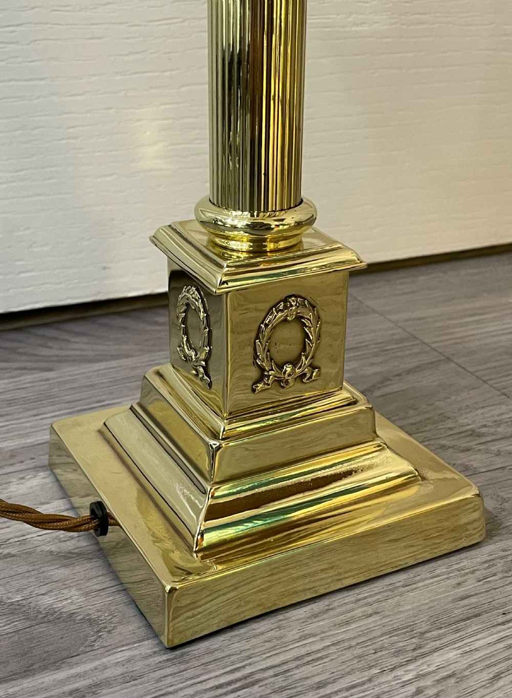 Edwardian Brass Corinthian Column Table Lamp View IV