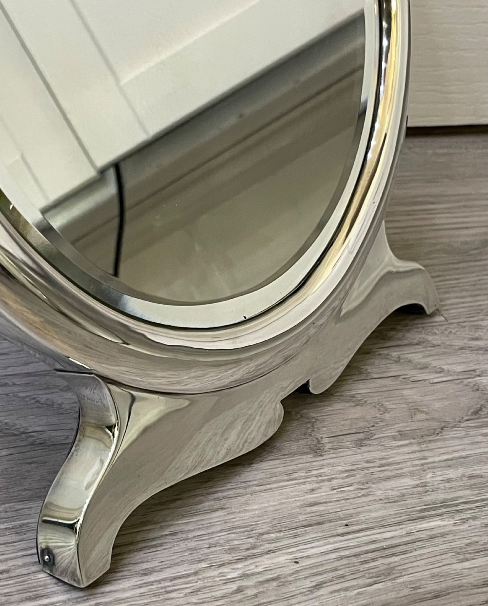 Late Victorian Silver Dressing Table Mirror by William Comyns View IV