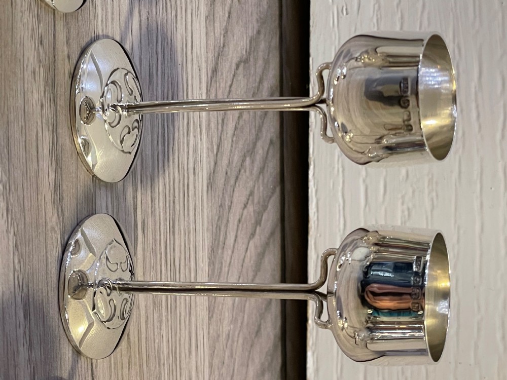 Art Nouveau Silver Whiskey Tot Shot Cups   View IV