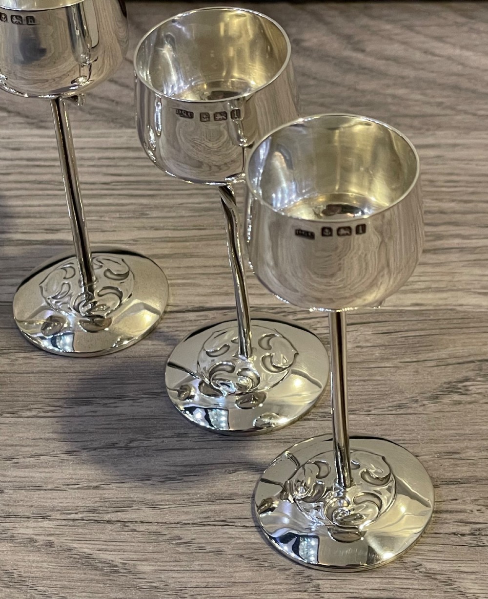 Art Nouveau Silver Whiskey Tot Shot Cups   View VI