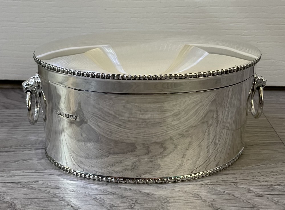 George V Solid Silver Biscuit Box, 1925