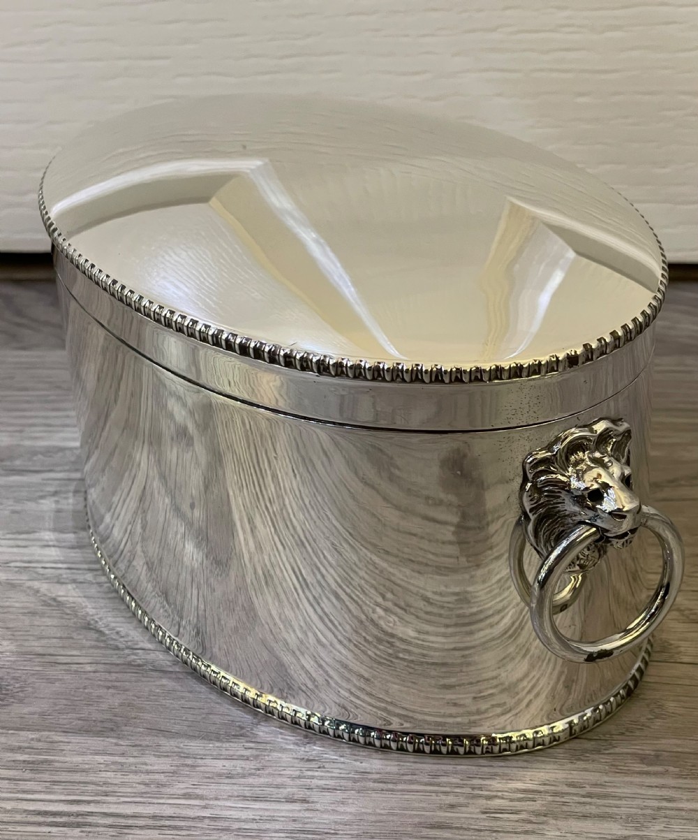 George V Solid Silver Biscuit Box, 1925 View II
