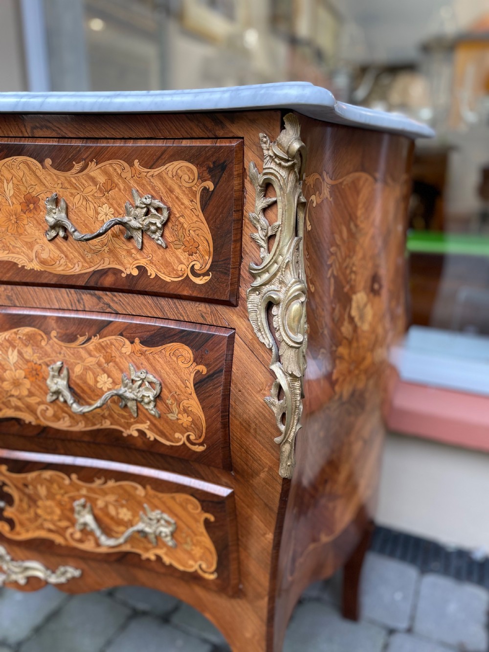 Large 19th Century French Marquetry Chest Of Drawers Bombe Commode View VII