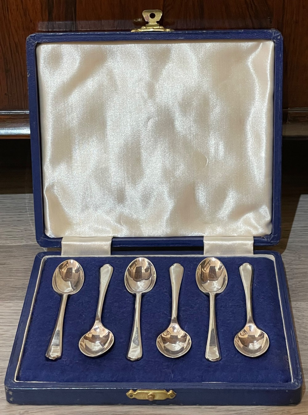 Set of Six Silver Teaspoons by Walker & Hall View IV