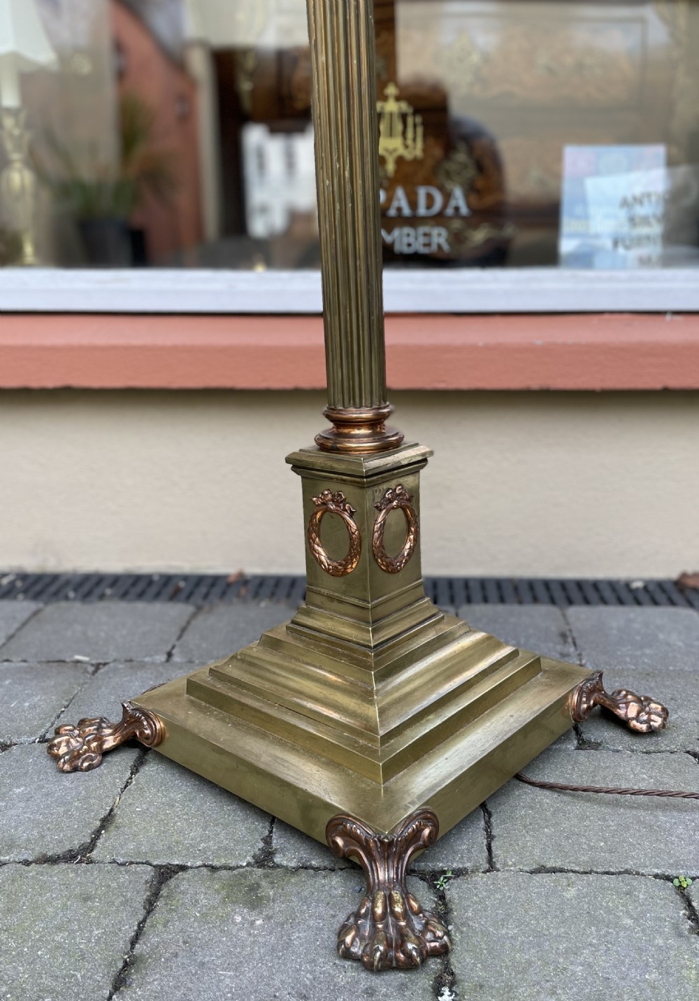 Superb Quality Victorian Brass Standard Lamp by Elkington & Co View II