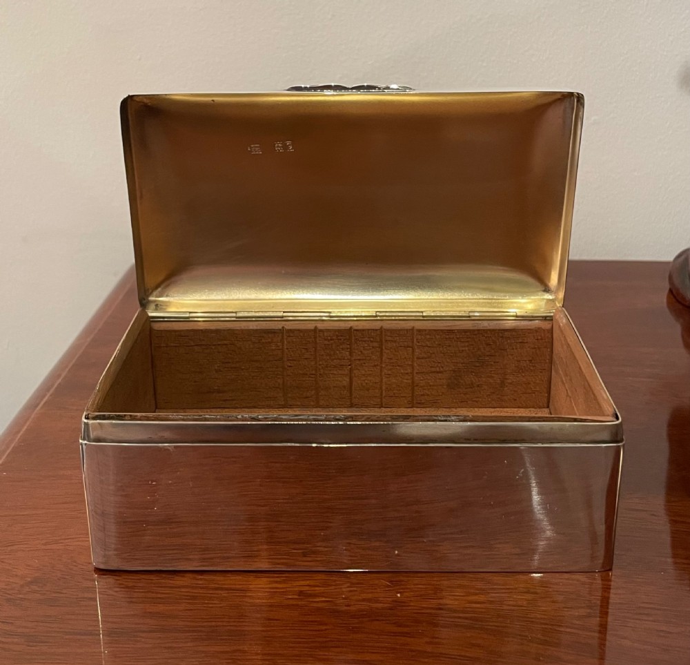 Late Victorian Silver Cigarette Box by Sampson Mordan View V