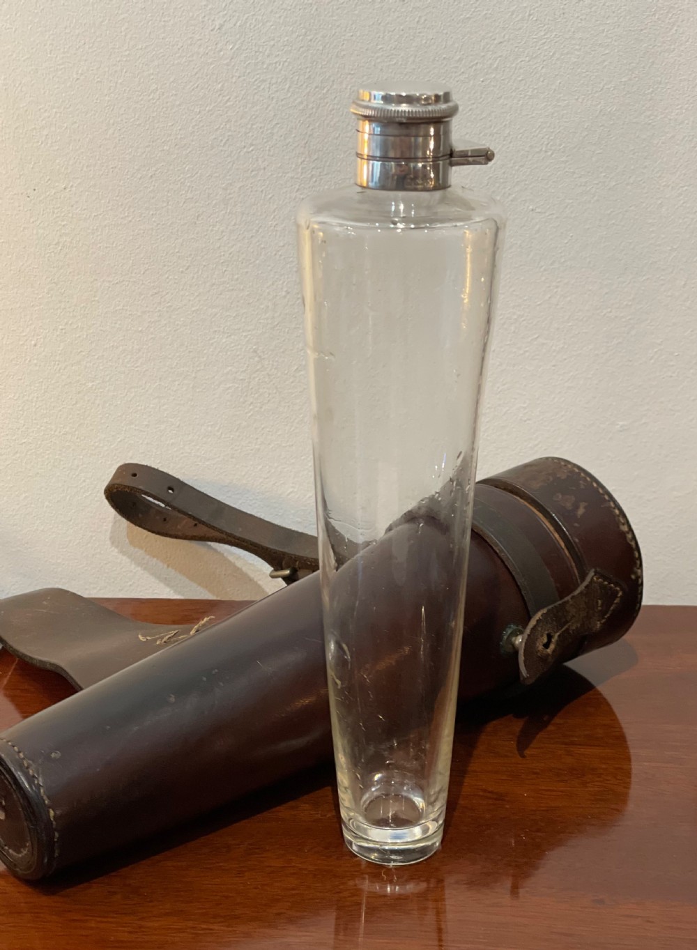 George V Silver and Glass Hunting Flask, 1920, Cased  View VI
