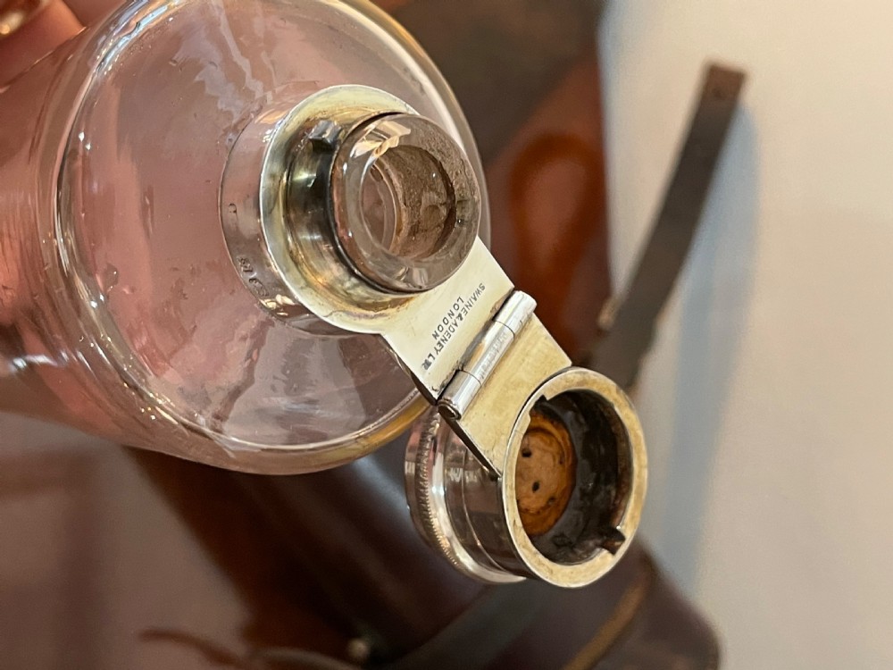 George V Silver and Glass Hunting Flask, 1920, Cased  View VIII