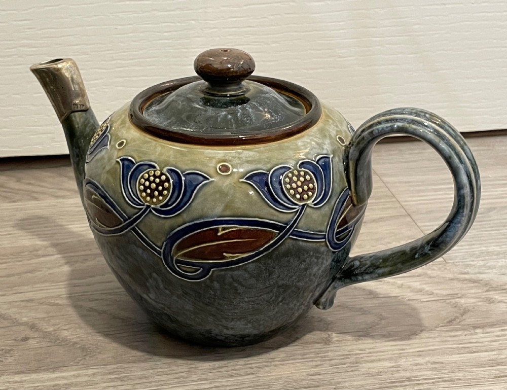 Royal Doulton Stoneware Three Piece Tea Set, Art Nouveau View V