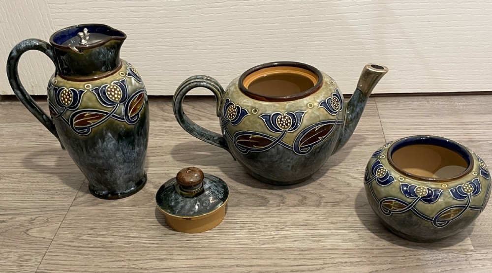 Royal Doulton Stoneware Three Piece Tea Set, Art Nouveau View IX