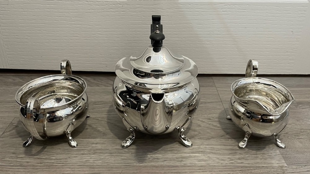 George V Solid Silver Three Piece Tea Set, 1925 View VI