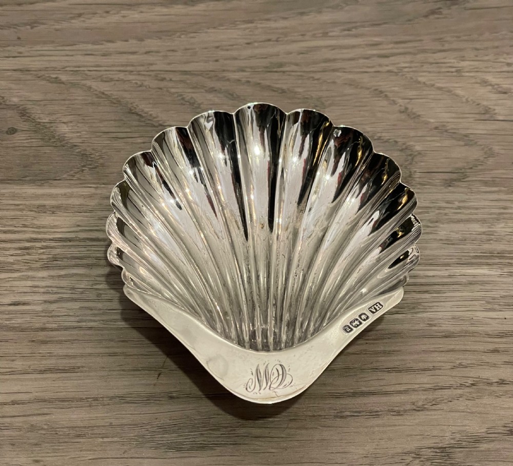George V Silver Shell Dish, 1916 View II