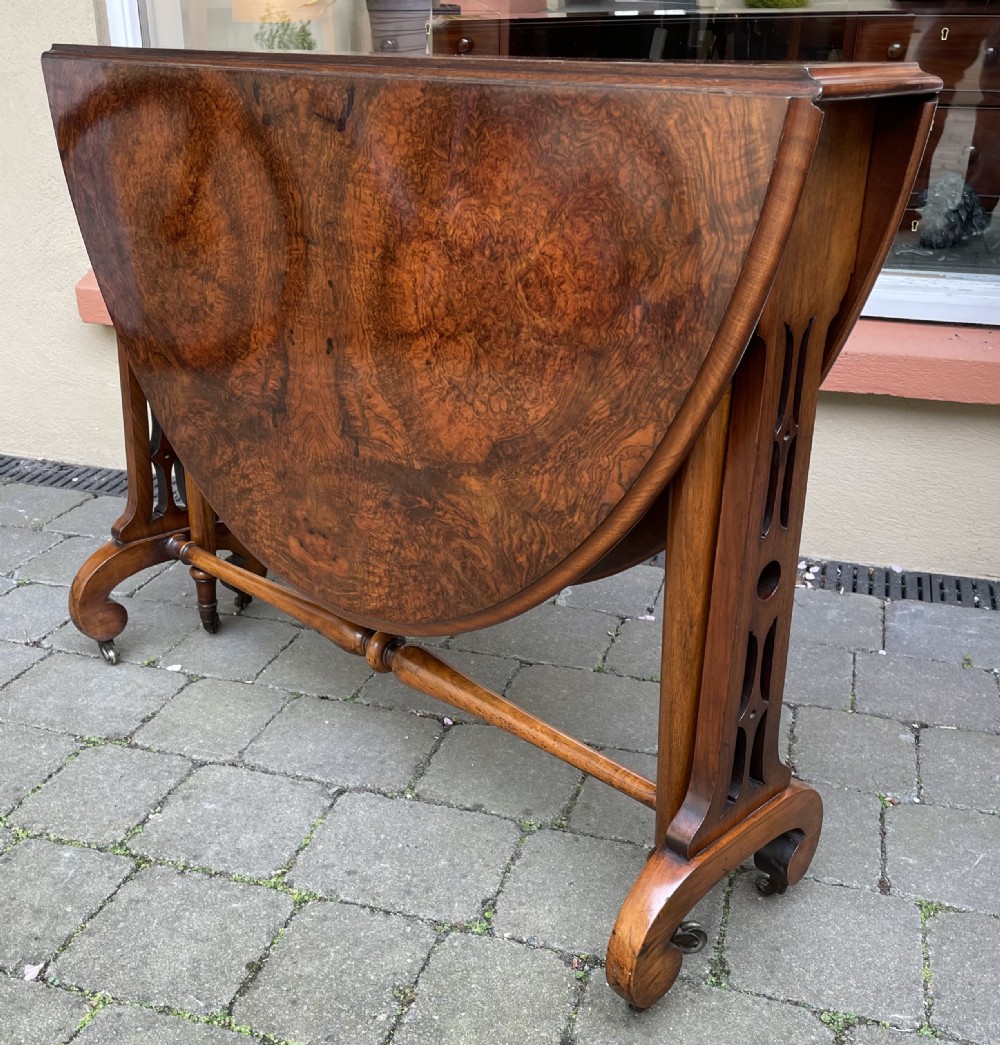 Superb Quality Victorian Burr Walnut Sutherland Table by John Taylor View V