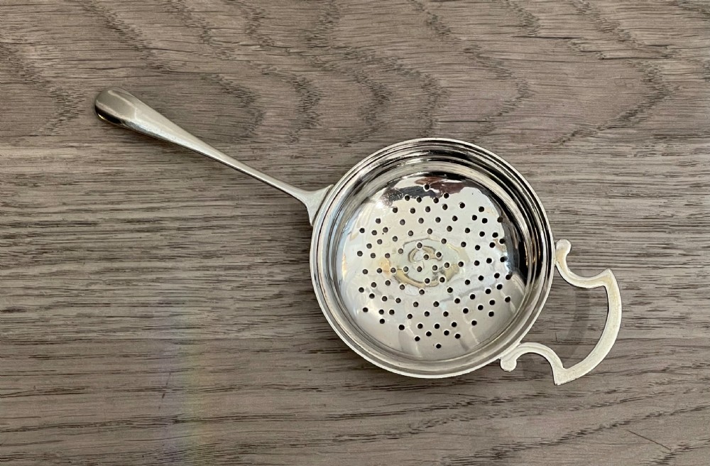 George VI Solid Silver Tea Strainer, 1944 View IV