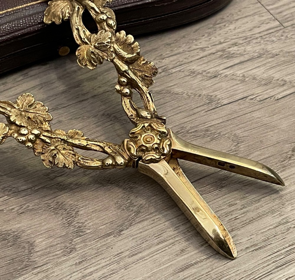 Stunning Pair of Victorian Silver Gilt Grape Scissors, 1883 View VI