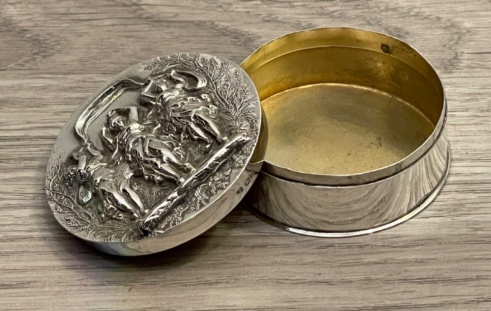 Quality Late Victorian Silver Table Box, Chester 1900 View IV