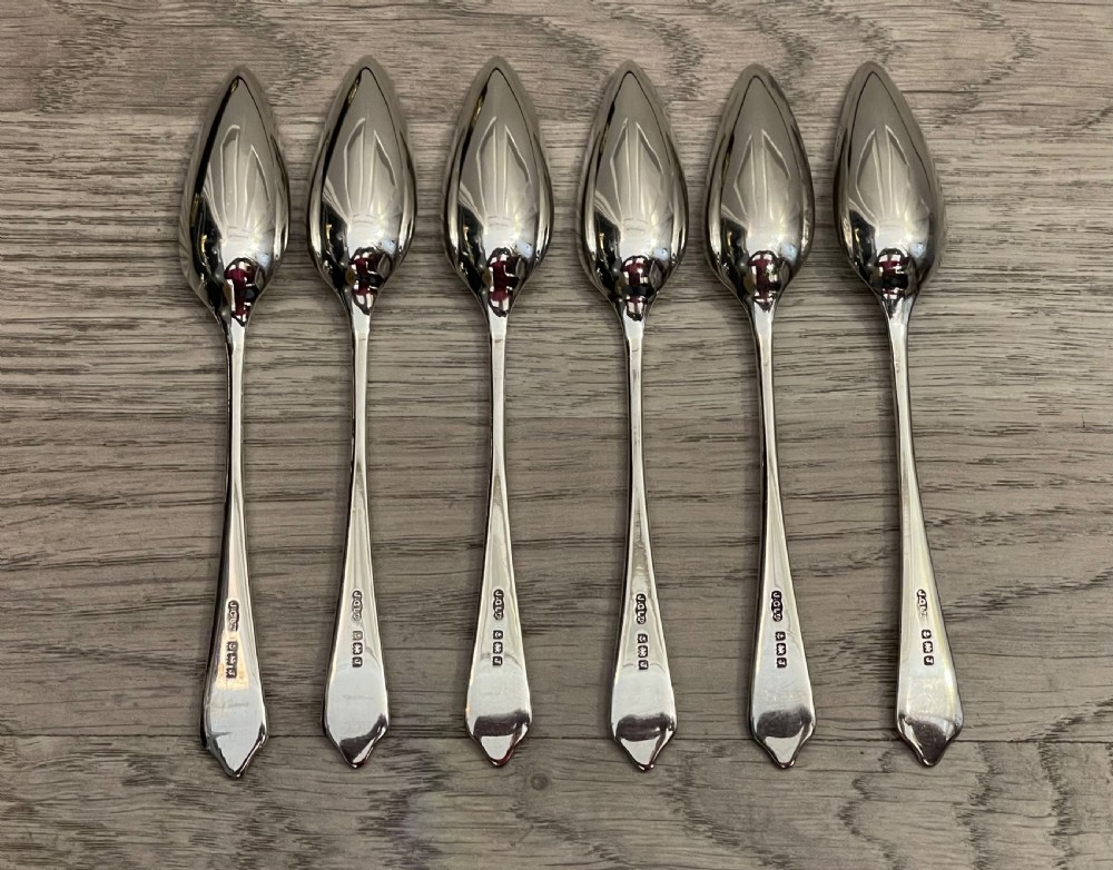 Set of Art Deco Solid Silver Grapefruit Spoons View V