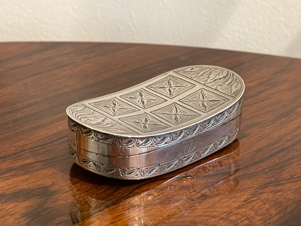 George III Curved Silver Snuff Box by Samuel Pemberton, 1800 View XII