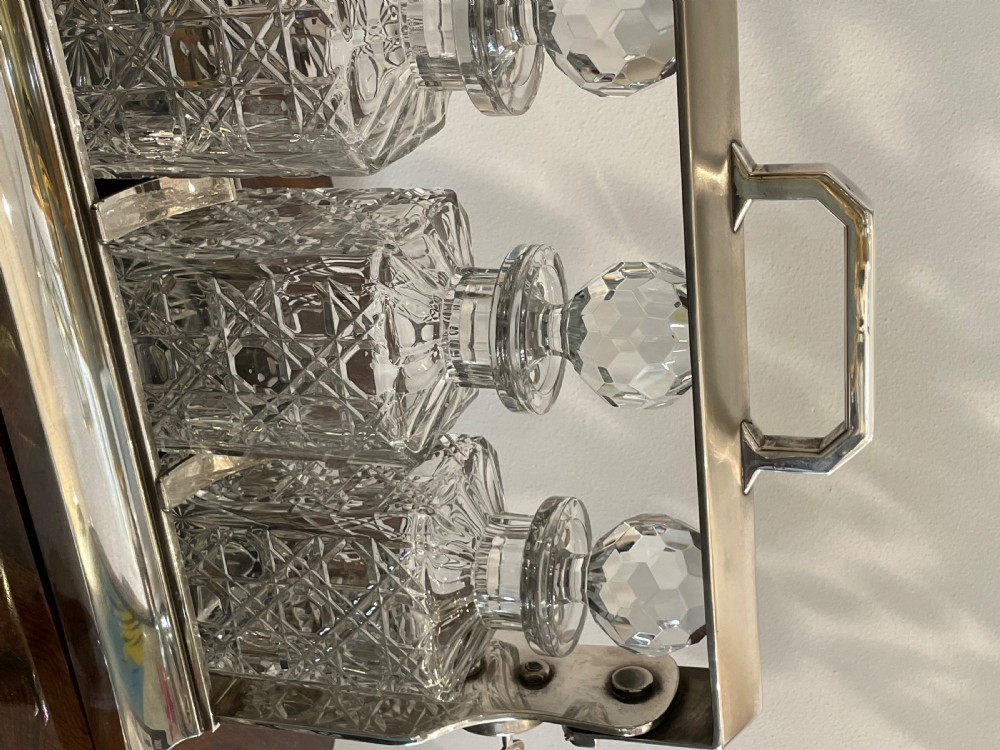 Early 20th Century Three Bottle Tantalus View IV