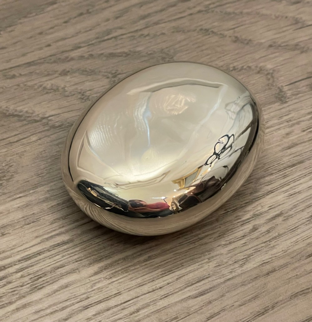 Edwardian Solid Silver Pebble Snuff Tobacco Box, Chester  View II