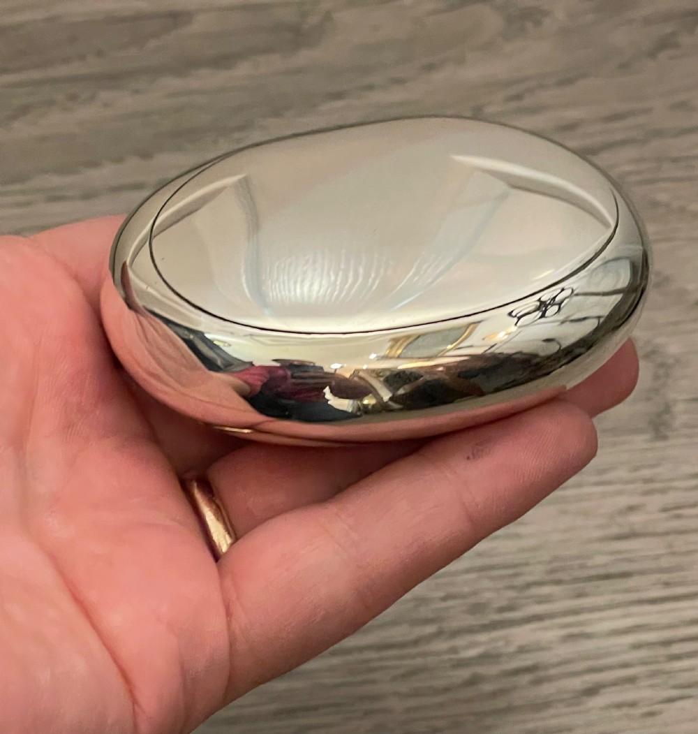 Edwardian Solid Silver Pebble Snuff Tobacco Box, Chester  View III