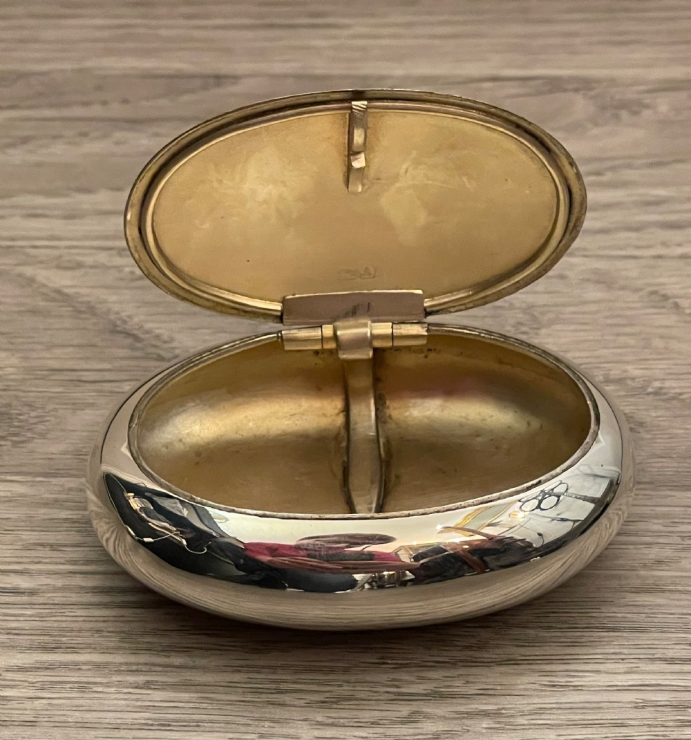 Edwardian Solid Silver Pebble Snuff Tobacco Box, Chester  View IV
