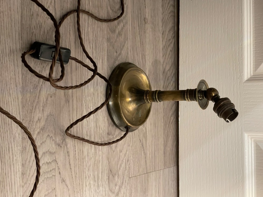 Early 20th Century Brass Table Lamp by Limpet View VII
