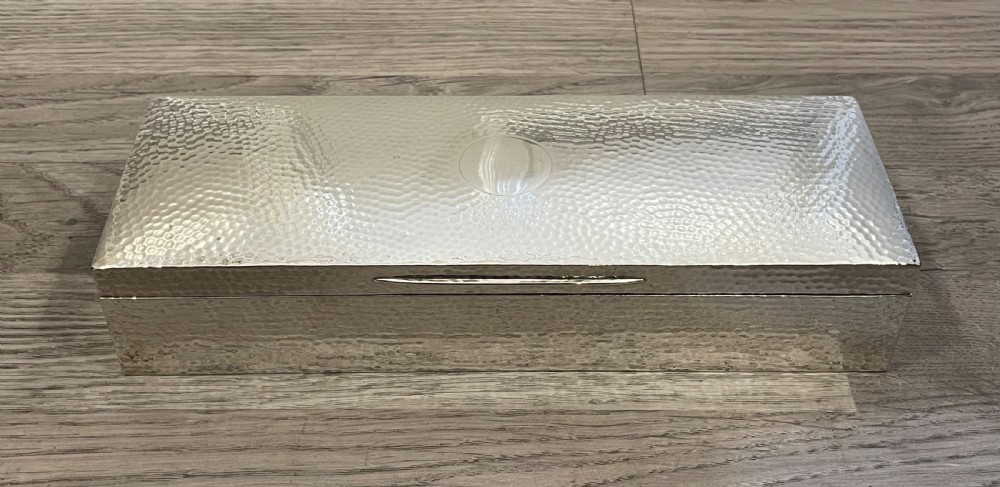 Edwardian Planished Solid Silver Jewellery Box, 1909 View II