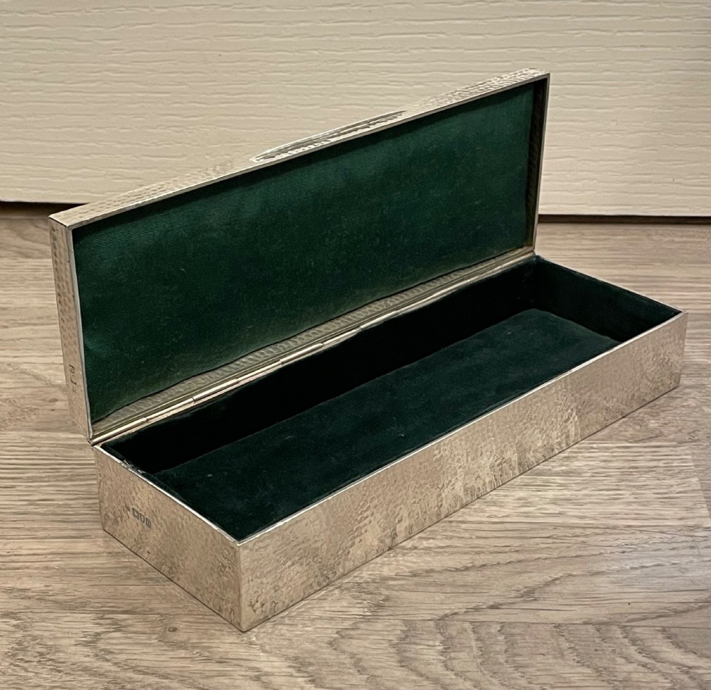 Edwardian Planished Solid Silver Jewellery Box, 1909 View VI
