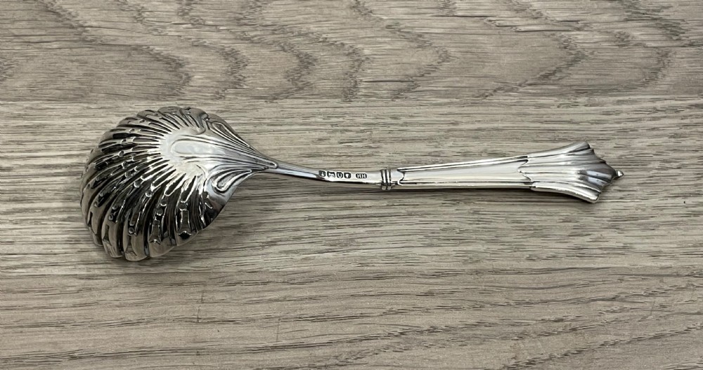 Quality Victorian Albany Pattern Silver Sugar Sifter Spoon View IV