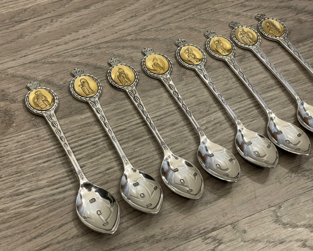 Eight Silver Spoons, Queen Elizabeth II Jubilee, 280 grams View IV