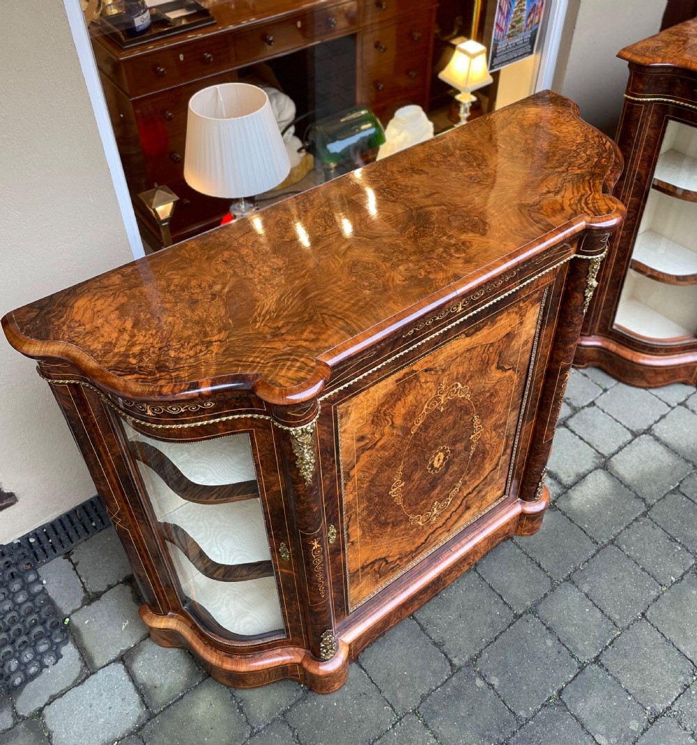 Superb Pair of Victorian Burr Walnut Credenza Sideboards View VII