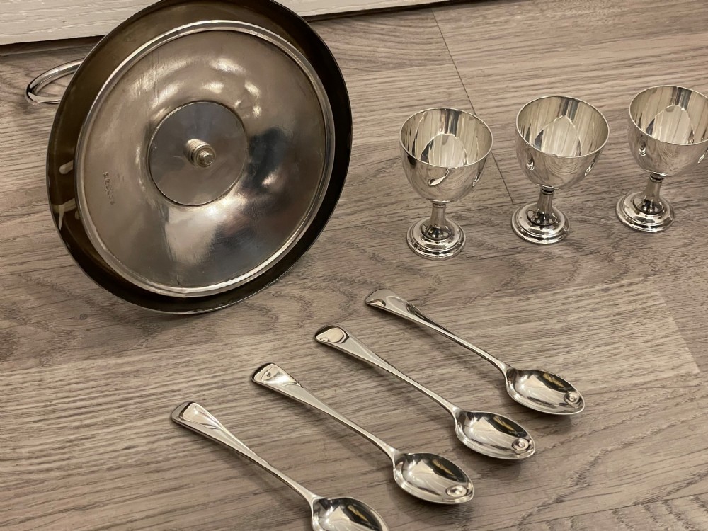 Good Art Deco Period Silver Plated Egg Cruet Set View VI