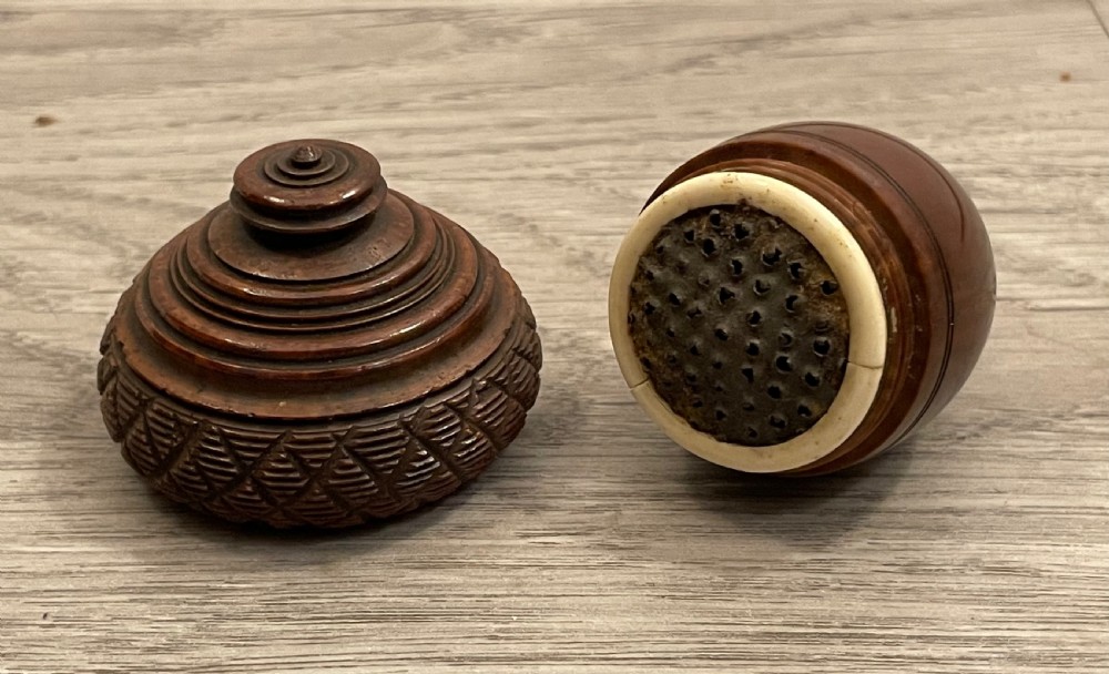 Georgian Coquilla Nutmeg Grater View V