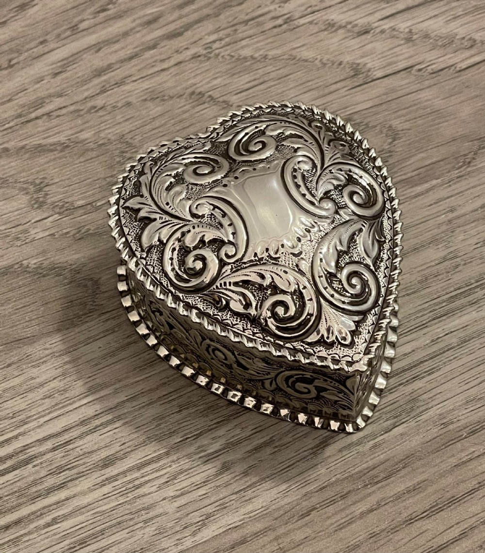 Victorian Solid Silver Heart Shaped Jewellery Box, Chester 1897 View III