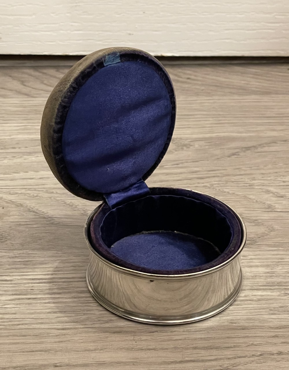 Edwardian Silver and Velvet Jewellery Box Pin Cushion, Chester 1907 View VII