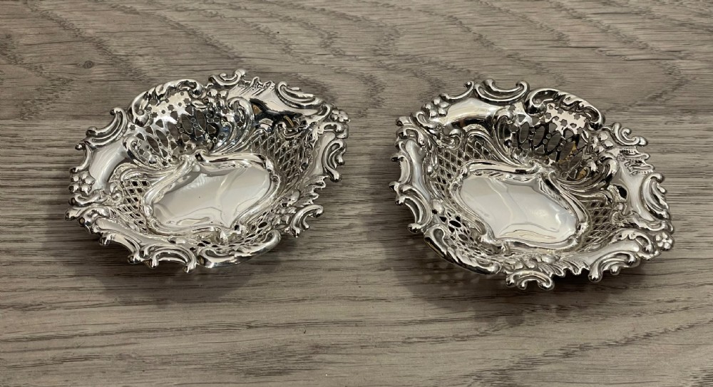 Pair of late Victorian Solid Silver Bon Bon Dishes, 1901