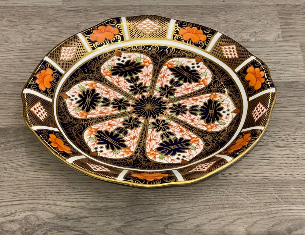 Royal Crown Derby Imari 9 Inch Sandwich Plate