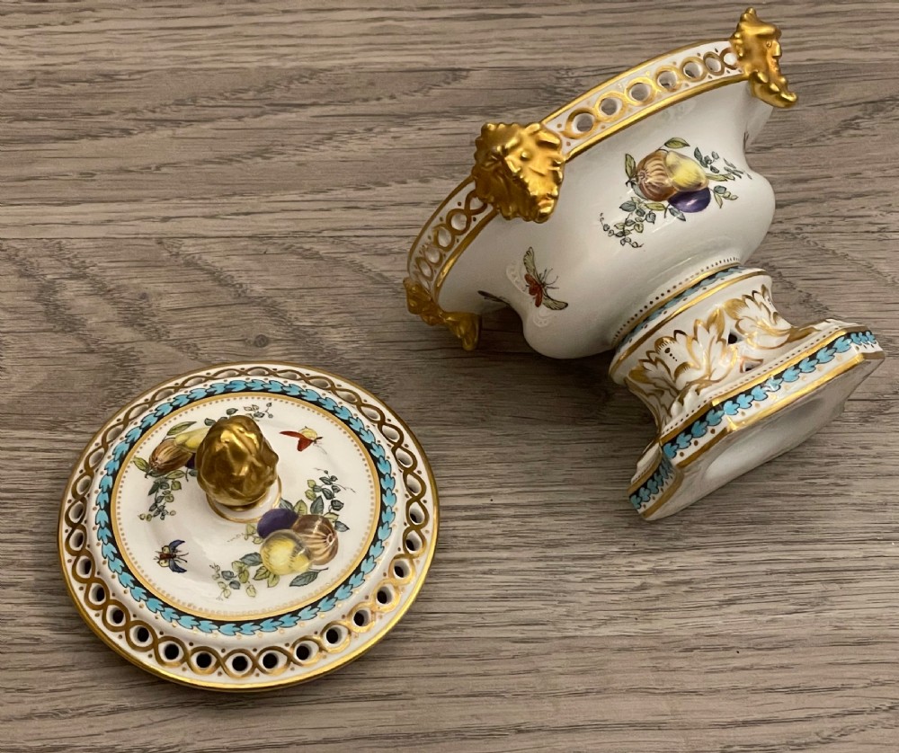 Stunning Copeland Spode Pot Pourri View V
