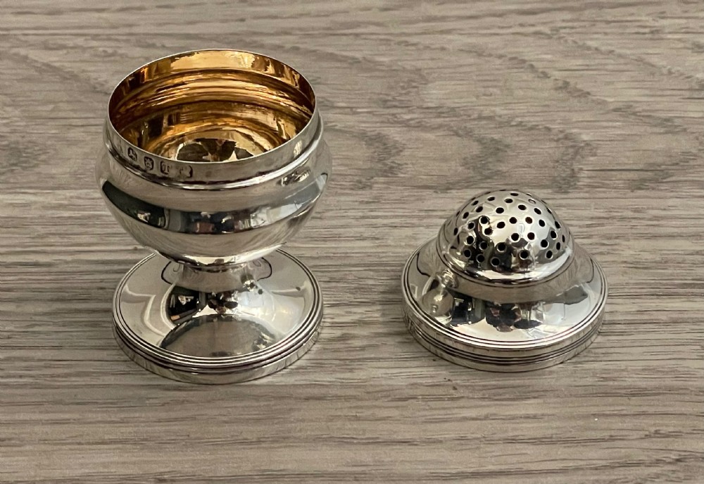 Wonderful George III silver pepper pot View V