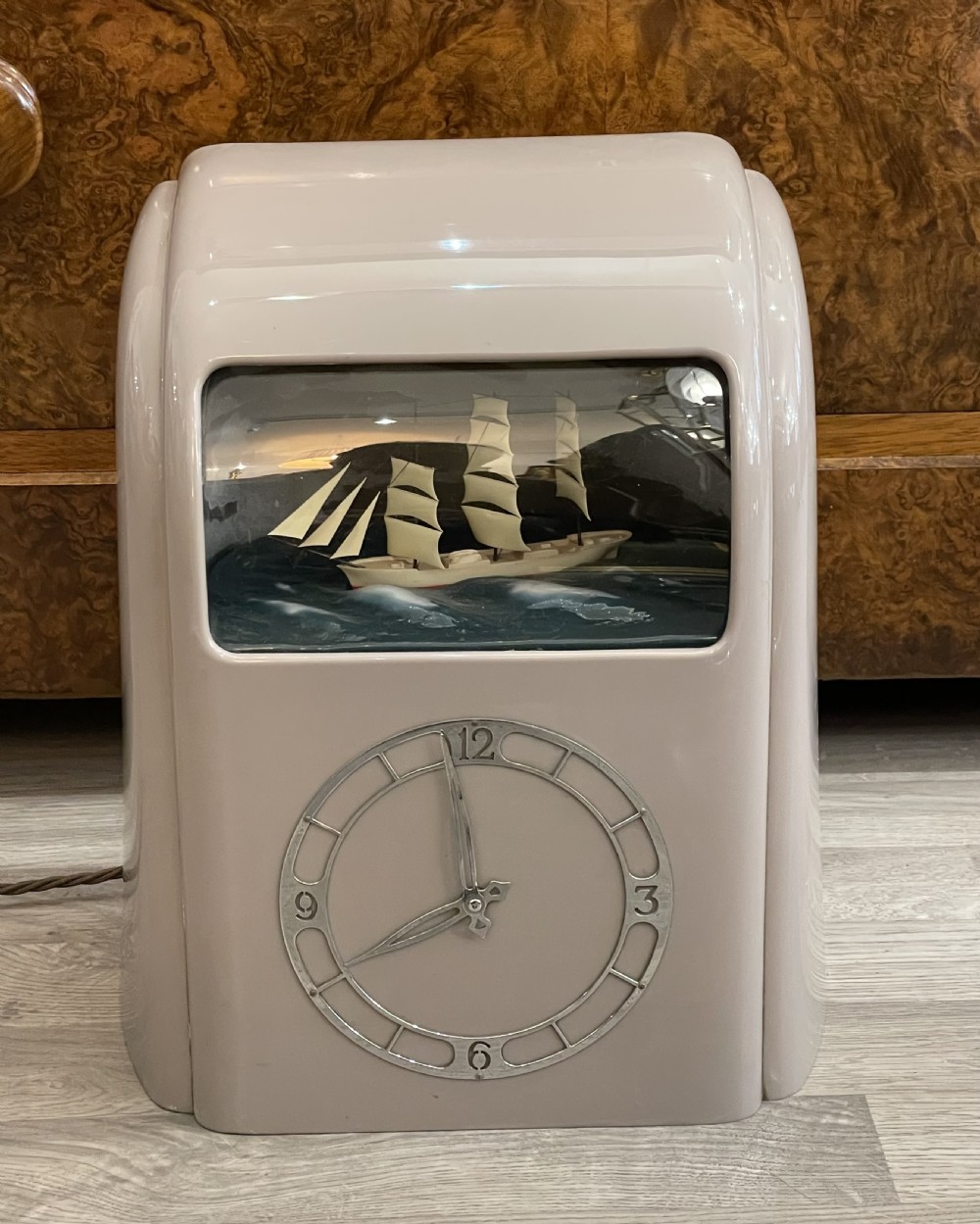 Fantastic Art Deco Clock by Vitascope View VI