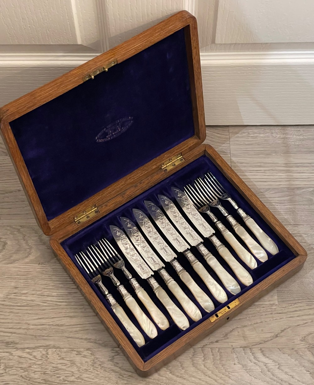 Cased Set of Six Victorian Silver Dessert Knives and Forks  View II