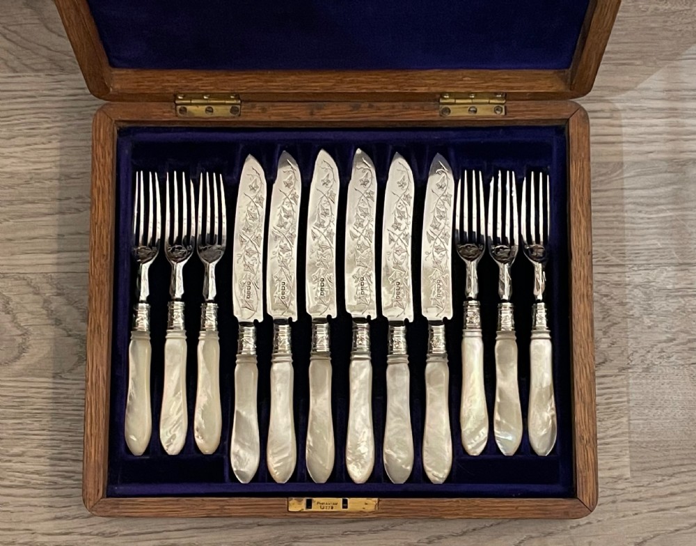 Cased Set of Six Victorian Silver Dessert Knives and Forks  View VI