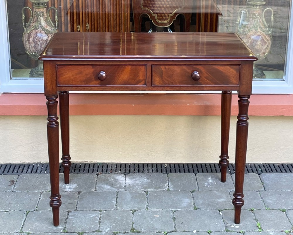 Quality Victorian Mahogany Side Writing Table 