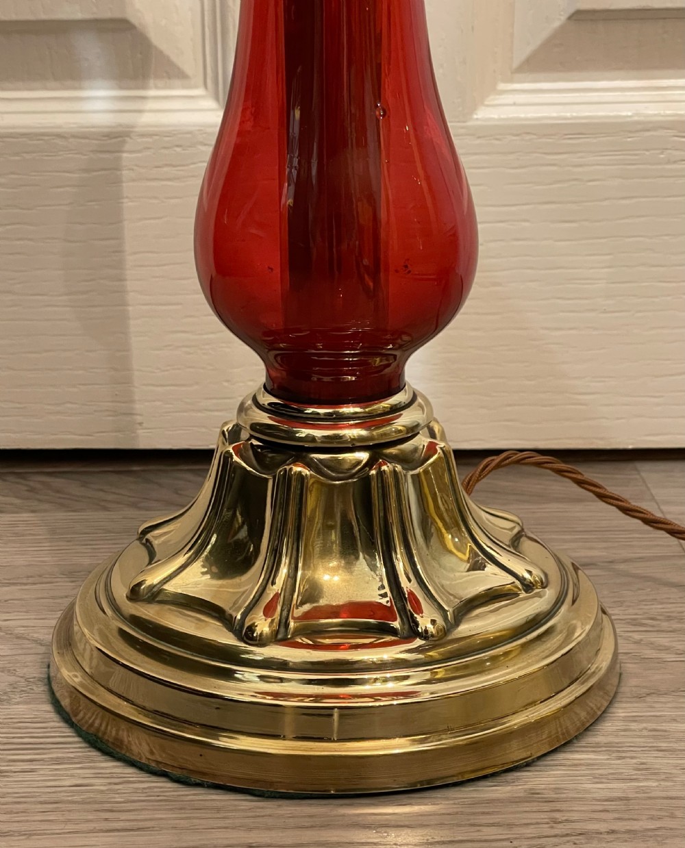 Large Victorian Glass and Brass Table Lamp View VI