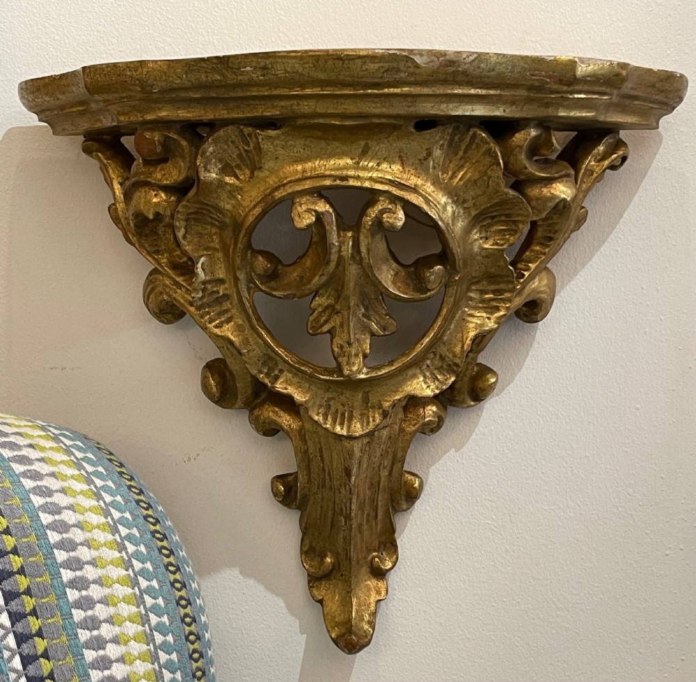 Good Florentine Giltwood Wall Bracket 