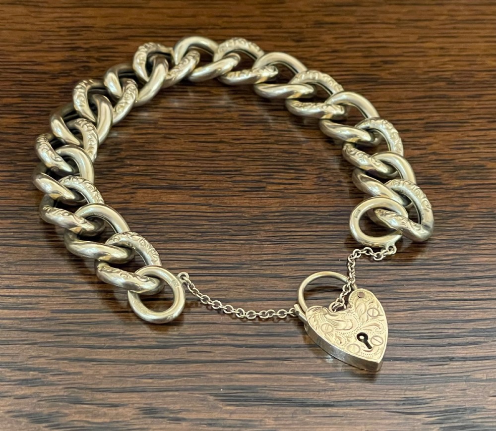 9ct Gold Heavy Curb Link Bracelet View II