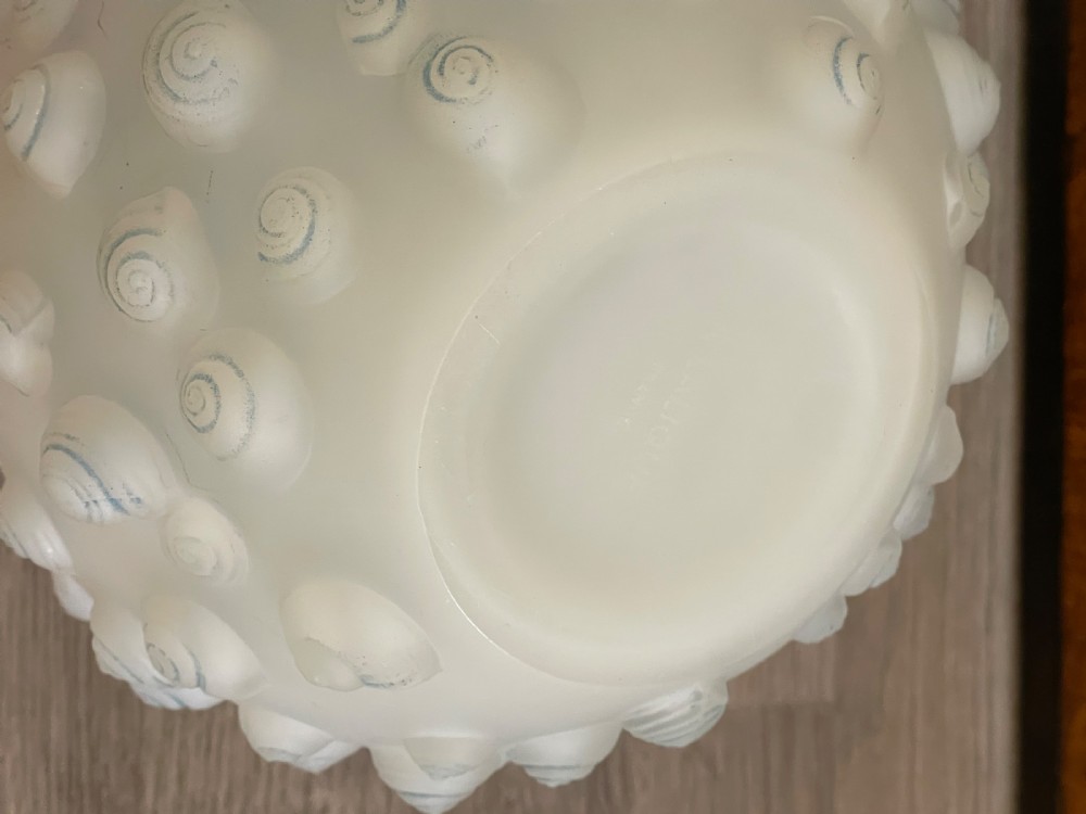Beautiful Lalique Palissy Vase with Light Kit View VIII
