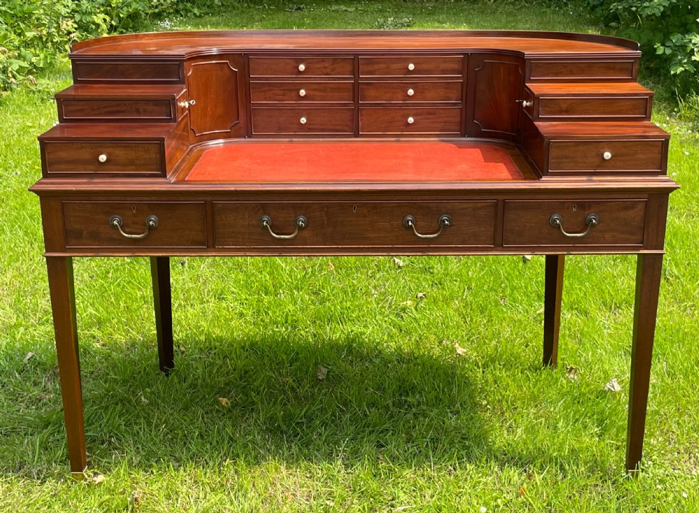 Victorian Carlton House Desk by Howard & Sons