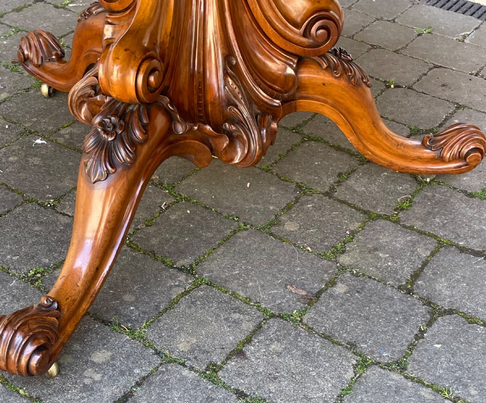 Outstanding Victorian Burr Walnut Centre Dining Table View VI
